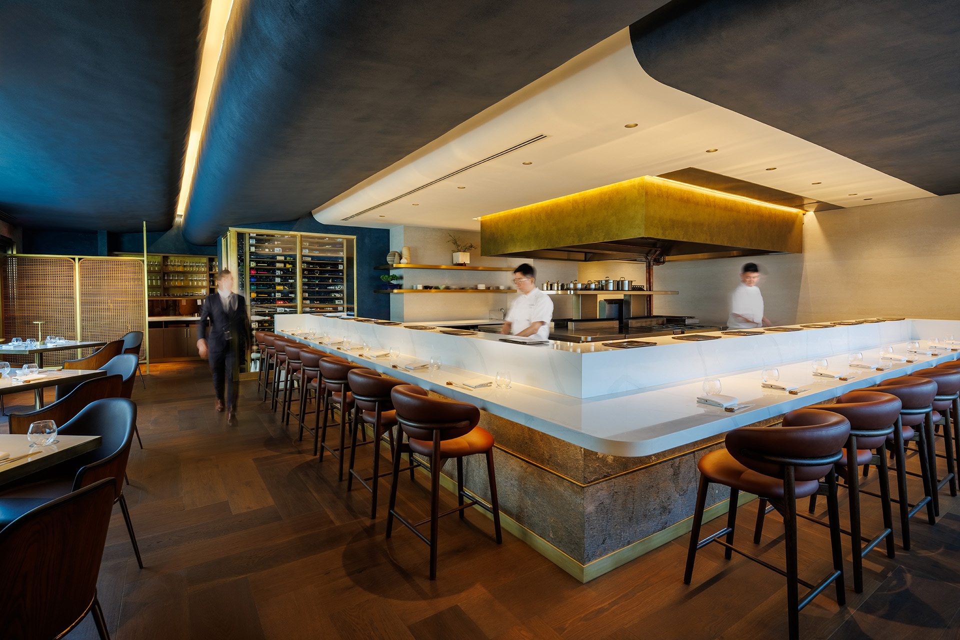 At Sushi Nakazawa LA, All Eyes Are on the Showpiece Sake Cellar