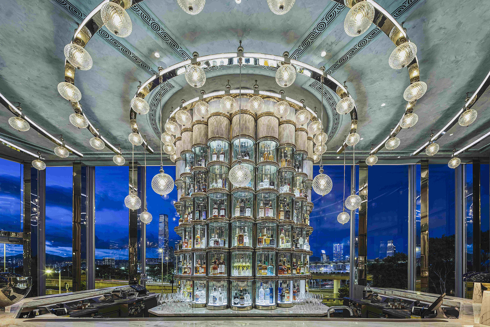 No Hong Kong Trip Is Complete Without a Visit to This Hotel Bar