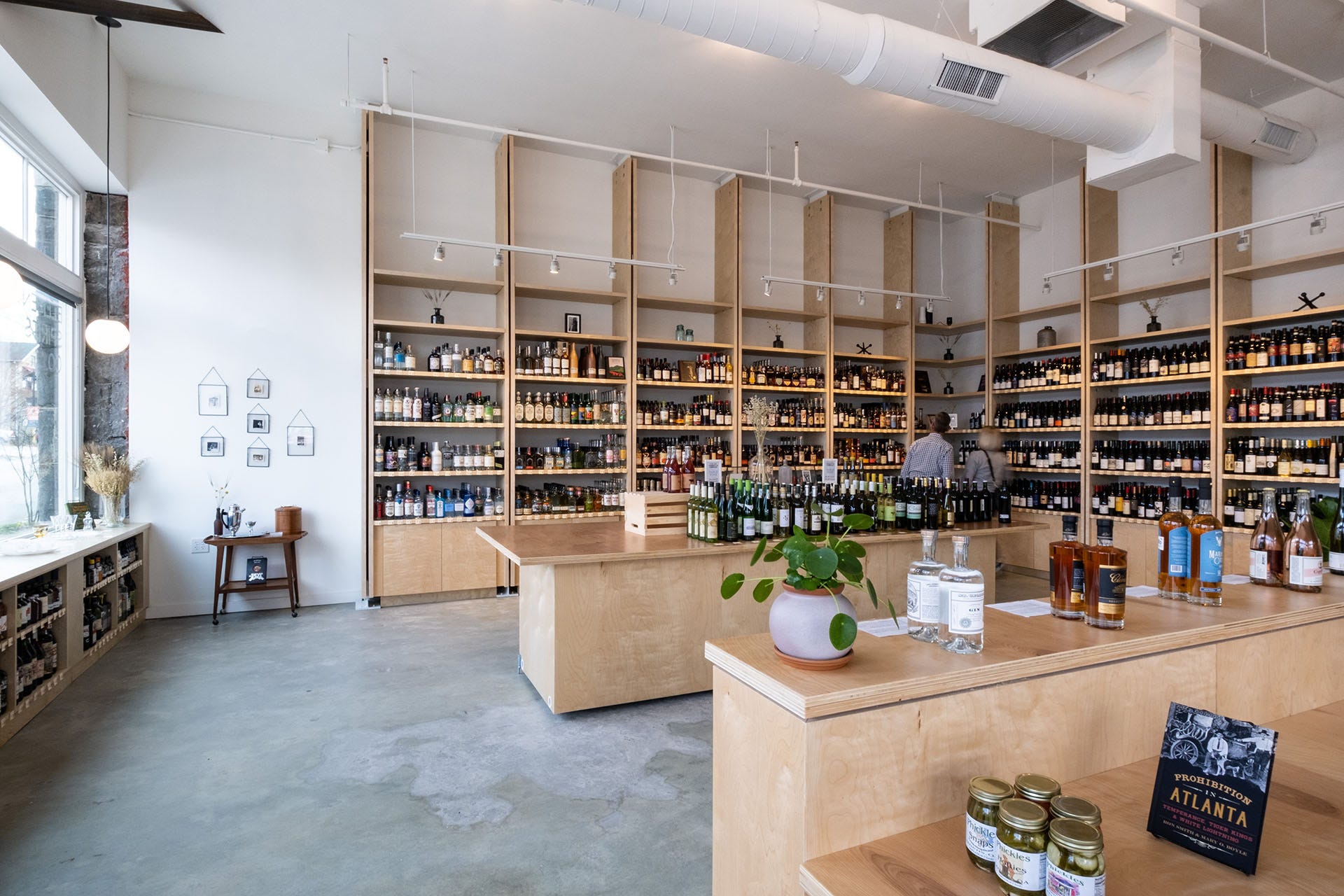 The Best Spirits Shops in America, According to Pros | Wine Enthusiast