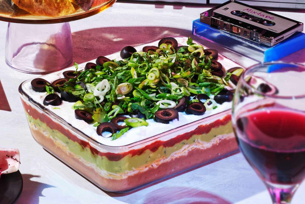 An '80s-Themed Dinner Party Guide | Wine Enthusiast
