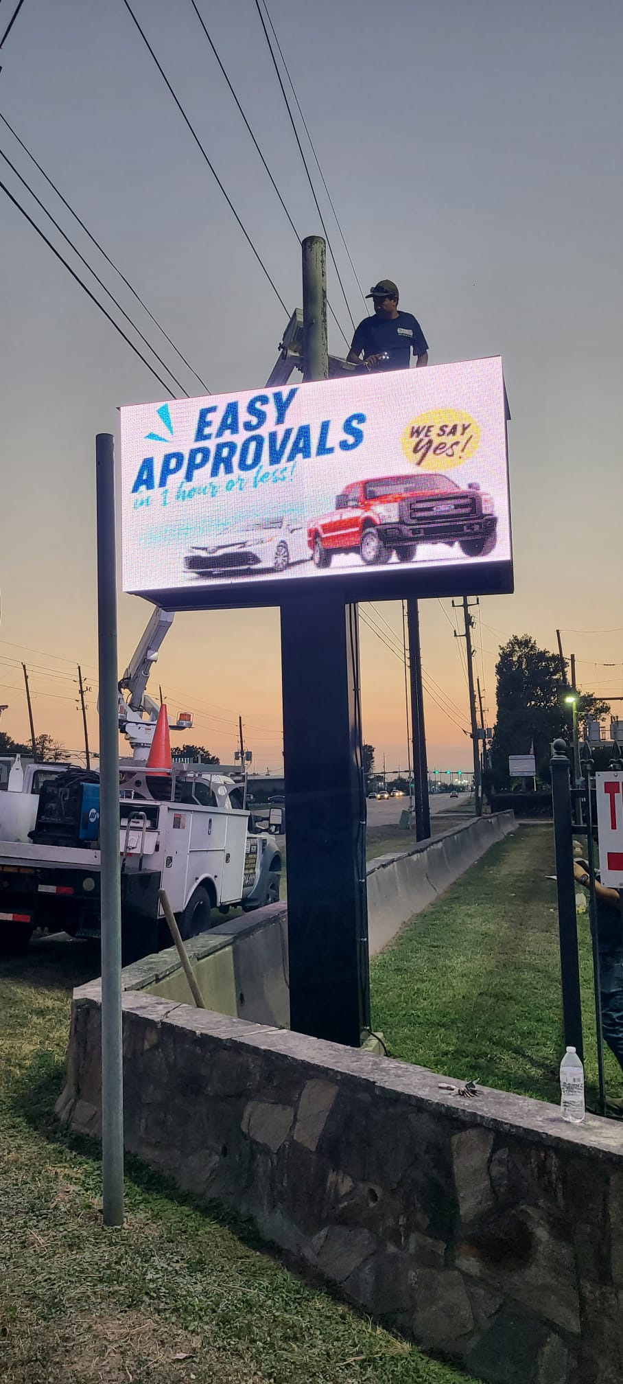 Completed outdoor electronic message center on a roadside pole