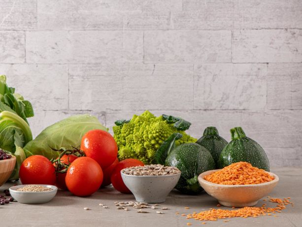 masanın üstünda beta glukan kaynağı olan besinler