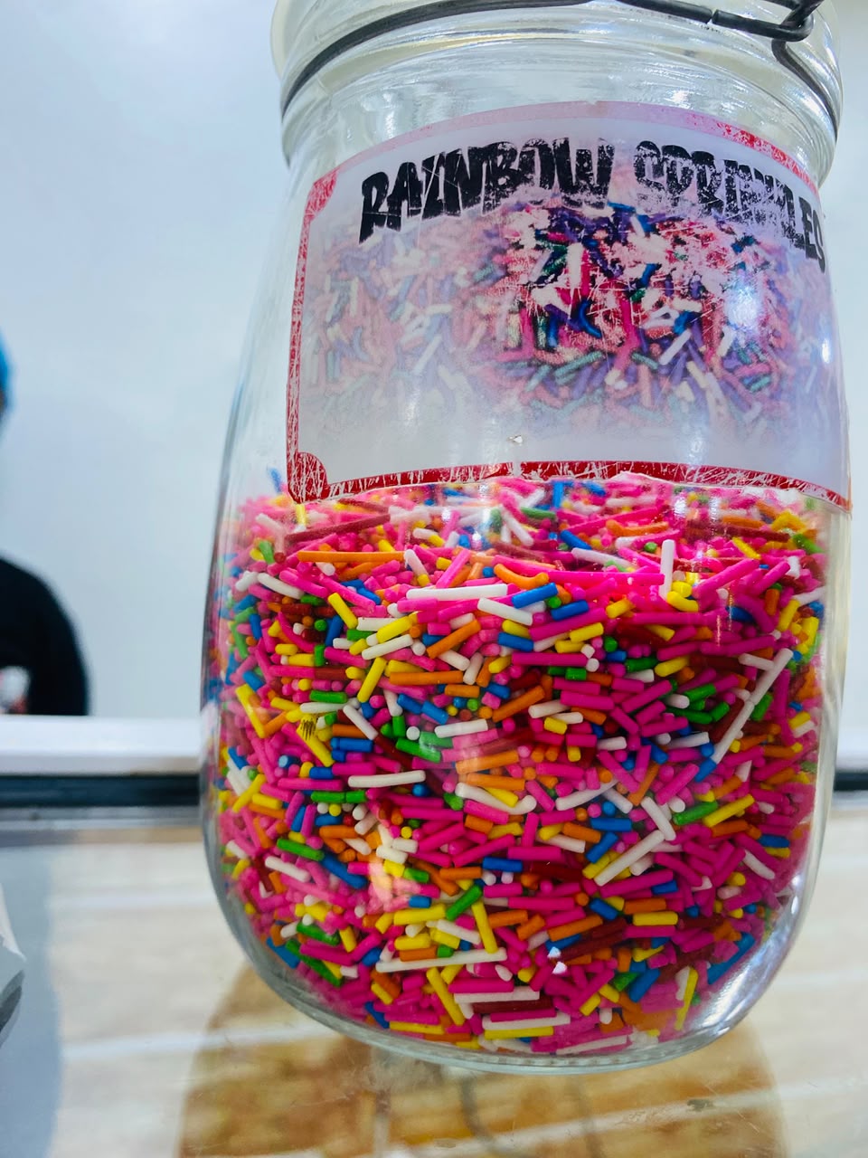 Rainbow sprinkles topping