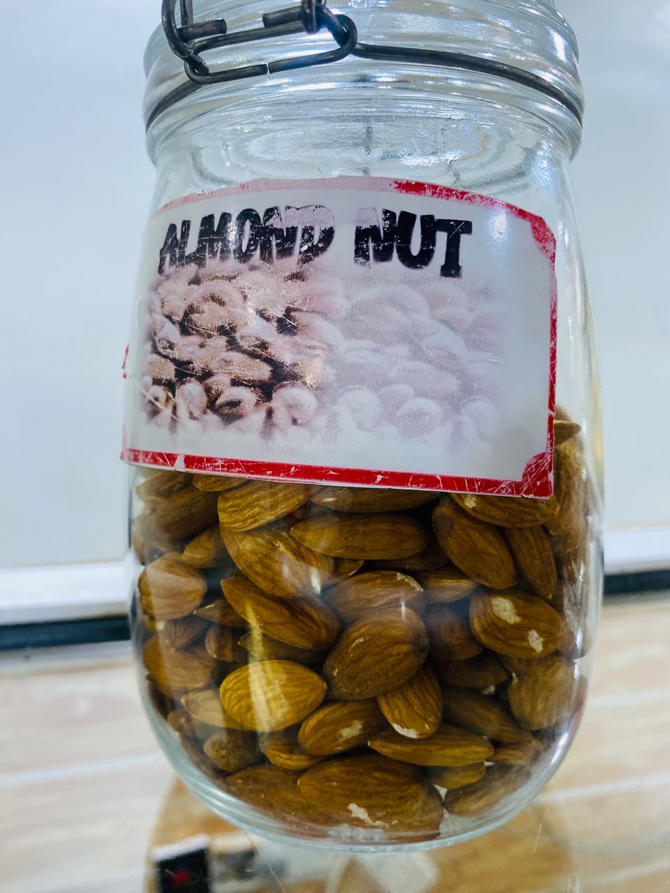 Almond nut topping