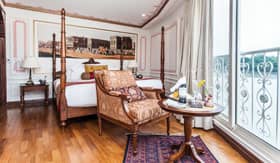 Luxury Suite aboard Avalon Ganges Voyager