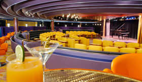 Holland America's Queen's Lounge -- ms Nieuw Amsterdam