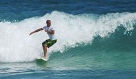 Royal Caribbean - Surfing in Hawaii