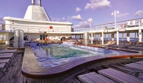 Explore the Golden Sand Dunes in Dubai