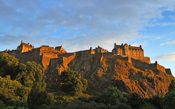 Azamara-Leith/Edinburgh, Scotland