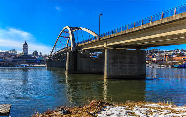 Avalon Imagery Ii Vilshofen, Germany Departure Port