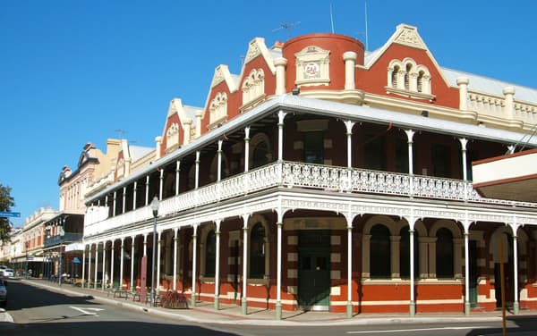 Queen Anne Fremantle, Australia Departure Port