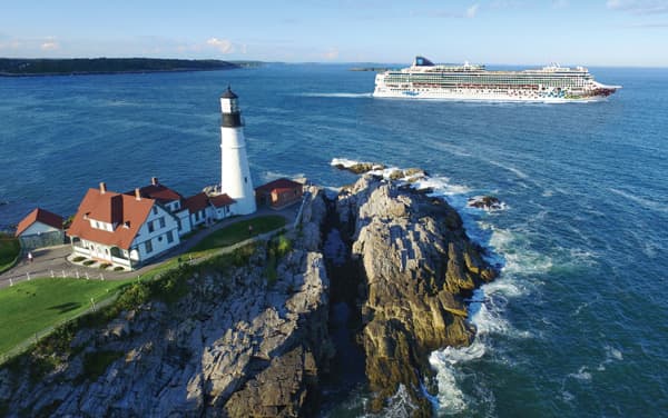 View Destination Norwegian Cruise Line-Canada / New England