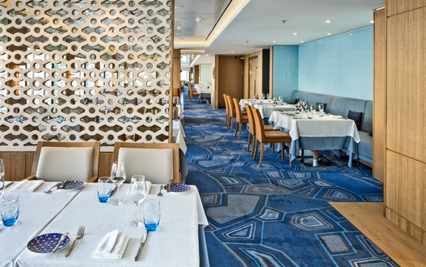 Explore Dining on Viking Yi Dun