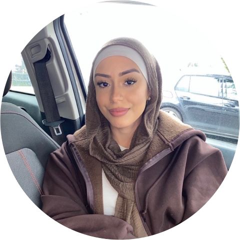 Isra Kamran