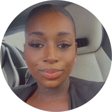 Toyosi Awolesi