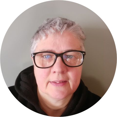 liz carnelley