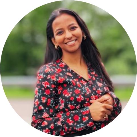 Reshmi Rose Tom