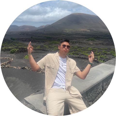 Aaron Lo