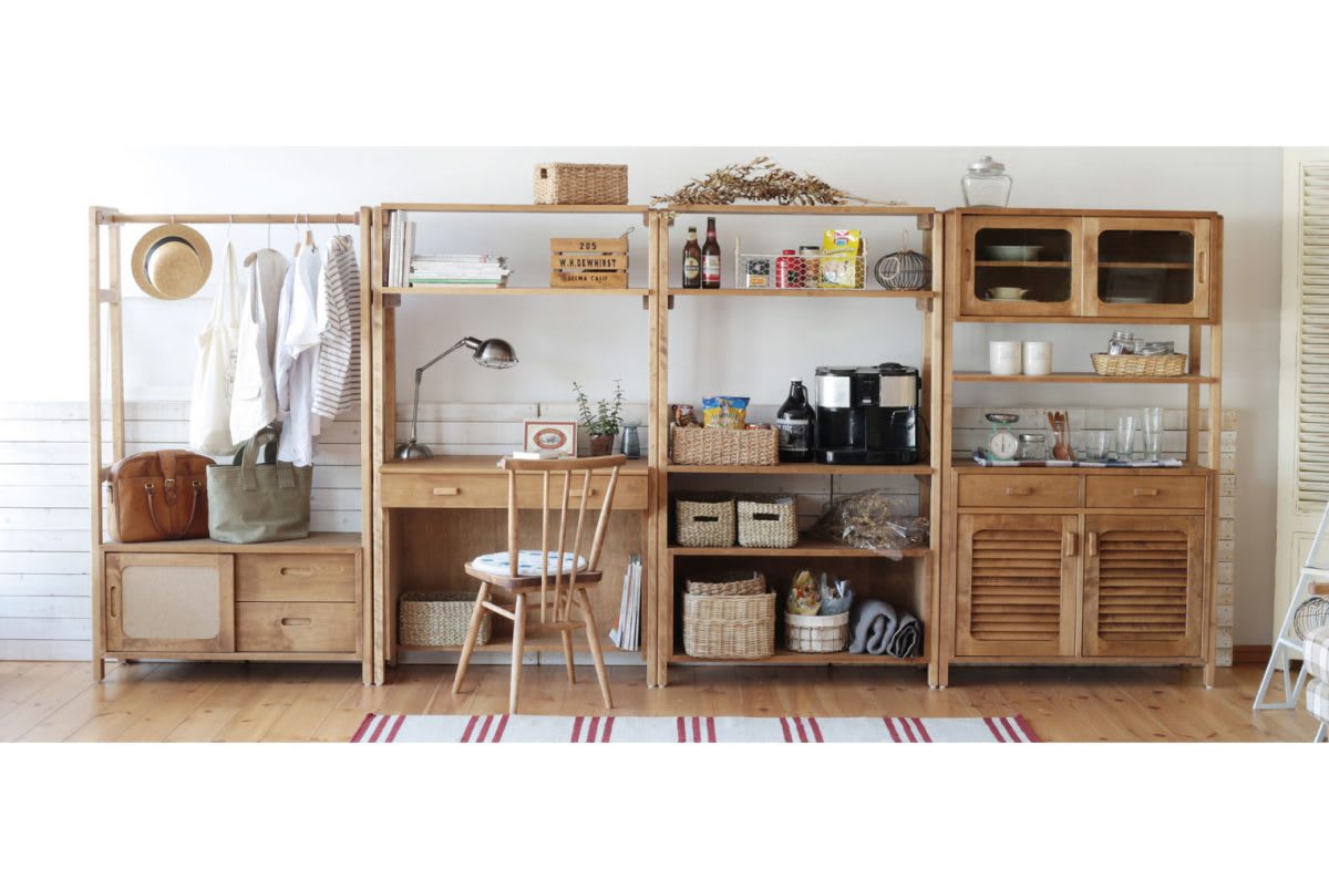 もうおしゃれ着をしまうところがない その悩みは壁面収納 クローゼットタイプ で解決します Hags ハグス