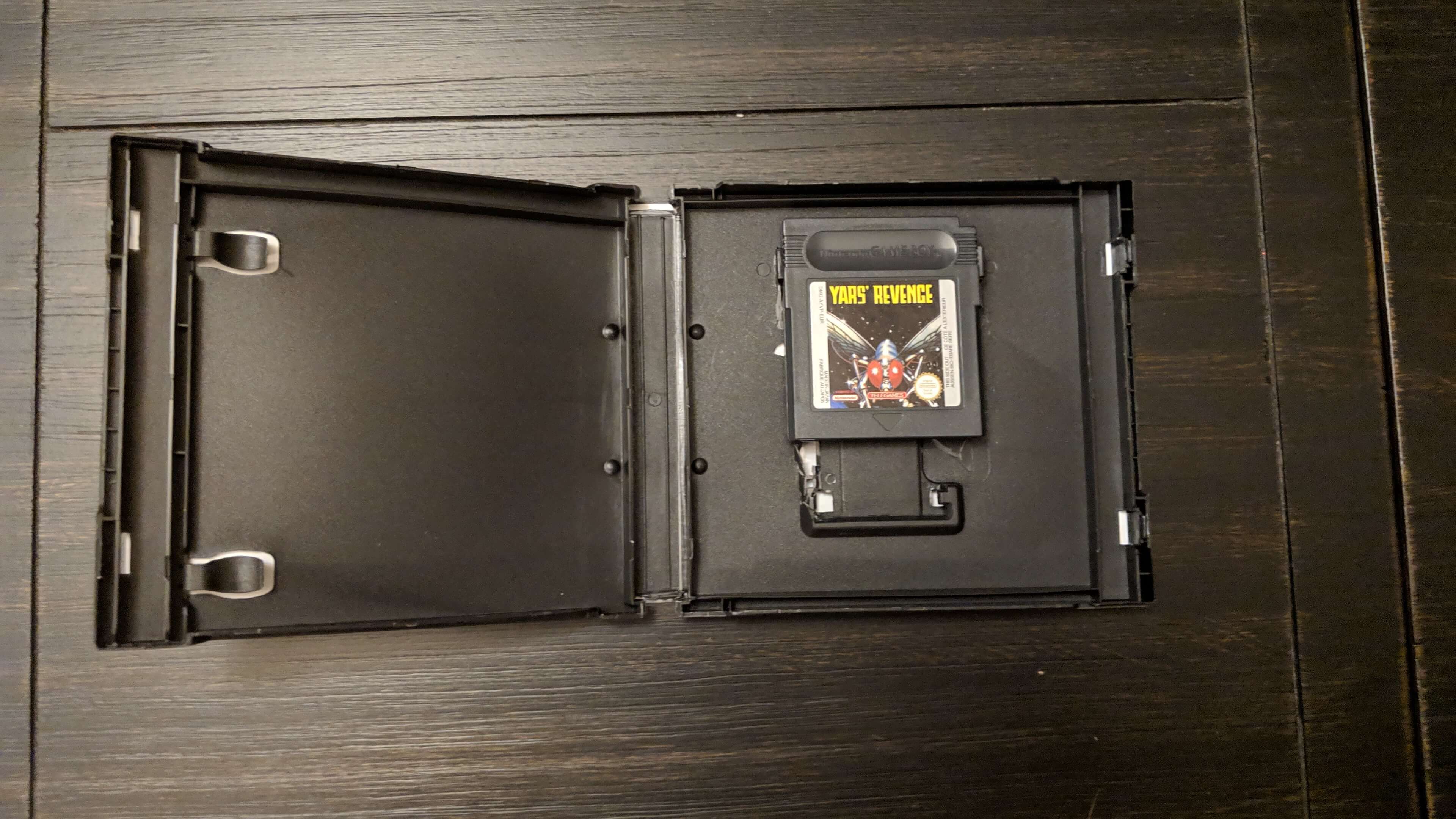 DS case modified for a Game Boy Color game