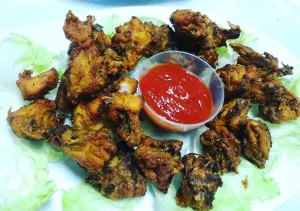 800 pax dinner Ginger Fried Chicken with Garlic-Chili Sauce