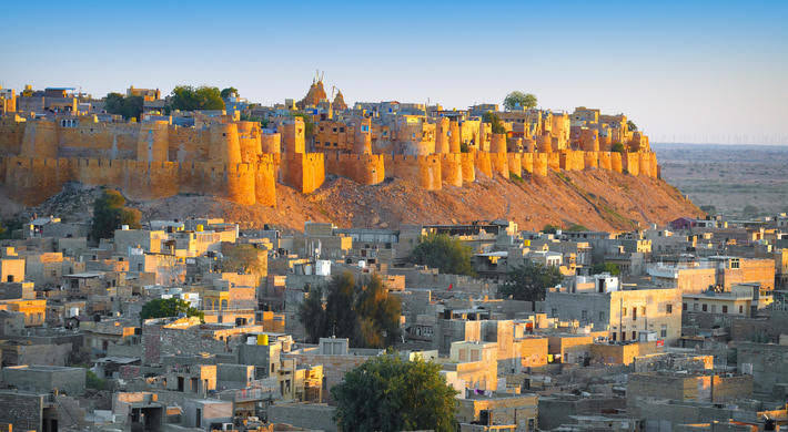 From Jaisalmer: Fort and Desert Safari with a Camel Ride