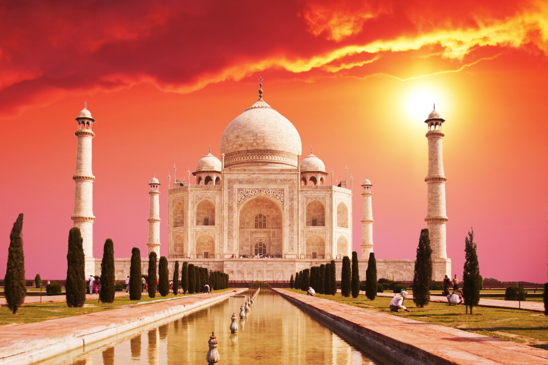 From Delhi: Private Taj Mahal Sunrise & Sunset 2-Day Tour