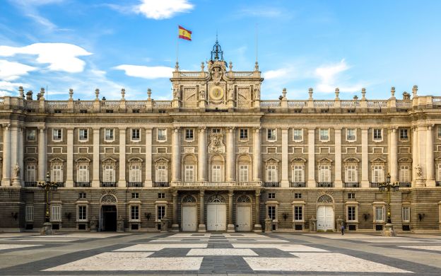 Retiro Park skip-the-line tickets and tour with an expert guide