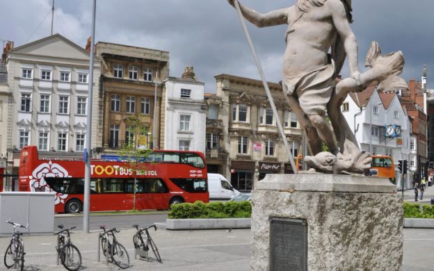 Tour Hop-On Hop-Off Khám phá Tootbus Bristol