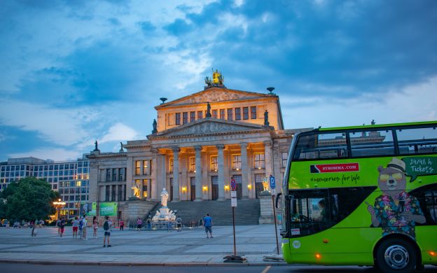 Tour xe buýt buổi tối Stromma, Berlin