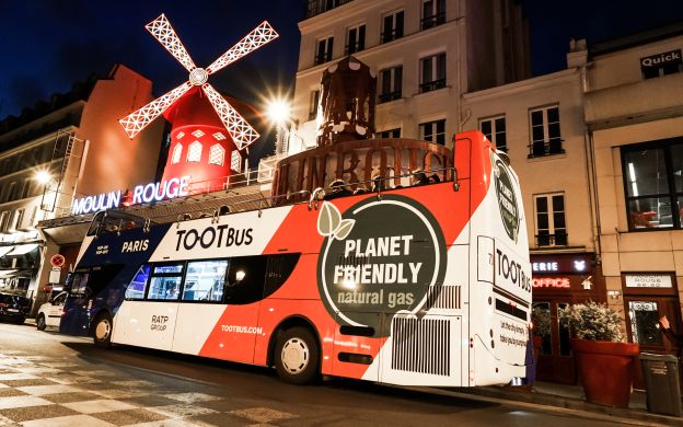 Tour Tootbus Paris về đêm
