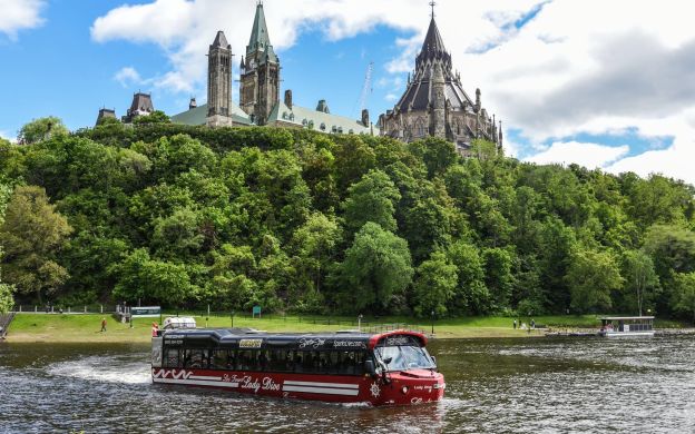 Ottawa Amphibus Tour