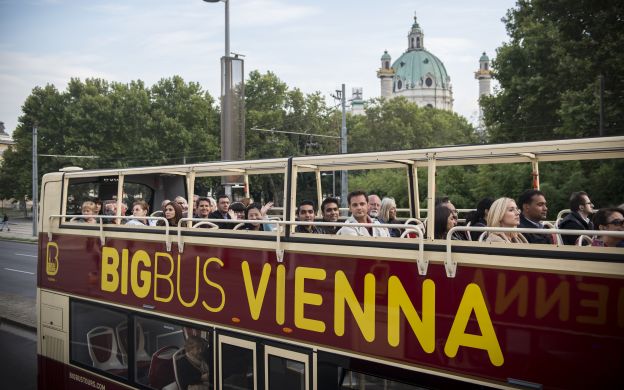 Big Bus Vienna Hop-On, Hop-Off với tùy chọn Vé đi thuyền/Vòng đu quay