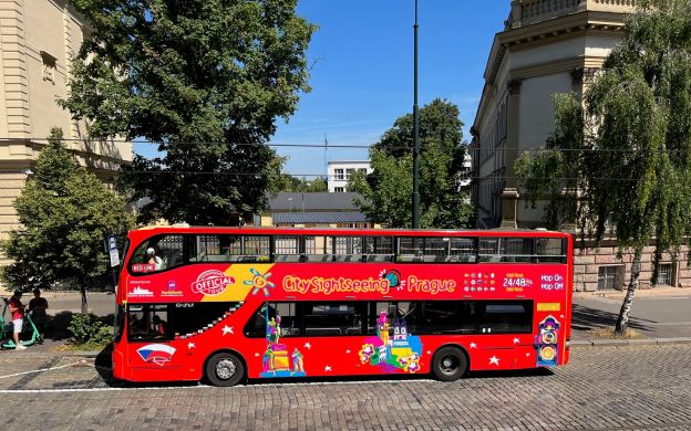 Tham quan thành phố Prague Hopper & Trải nghiệm thời Trung cổ đích thực của Séc