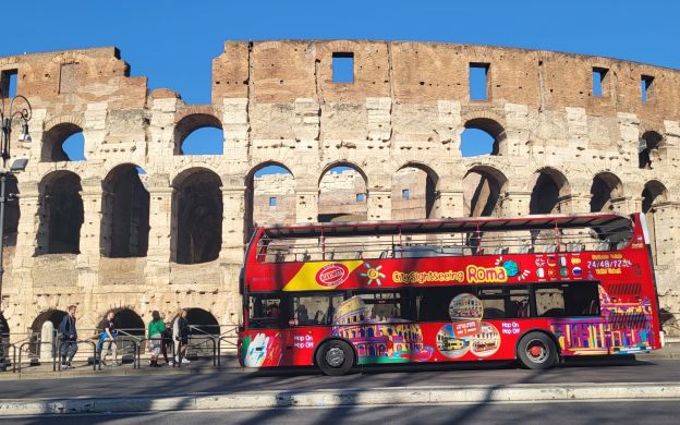 Tour Hop-On Hop-off Rome từ Civitavecchia bằng tàu hỏa