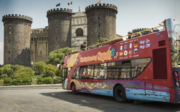 Tour Hop-On, Hop-Off Naples từ Rome: Bao gồm vé tàu