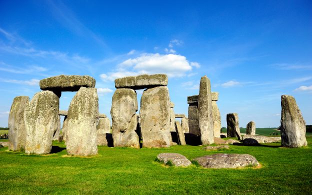Windsor, Oxford And Stonehenge Tour From London