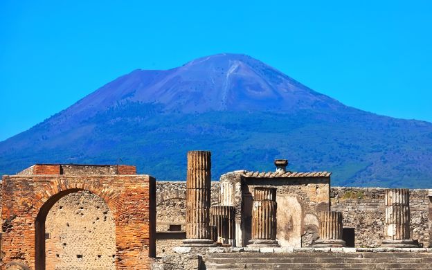 Naples, Pompeii and Sorrento Guided Tour with Hotel Transfers, from Naples