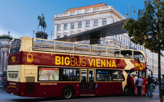 big bus night tour vienna