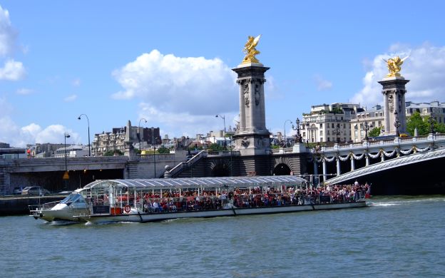 Paris: Big Bus Hop-on Hop-off Tour and Seine River Cruise