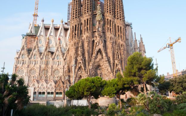 Sagrada Familia Ticket: Skip-the-Line, Tower Access, Audio Guide ...