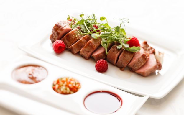 Dîner de canard rôti de Pékin et spectacle acrobatique