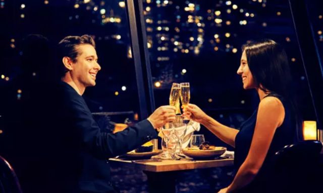 Romantic Seine River Dinner Cruise, Paris