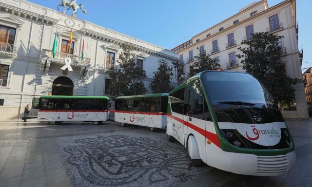 tour granada bus