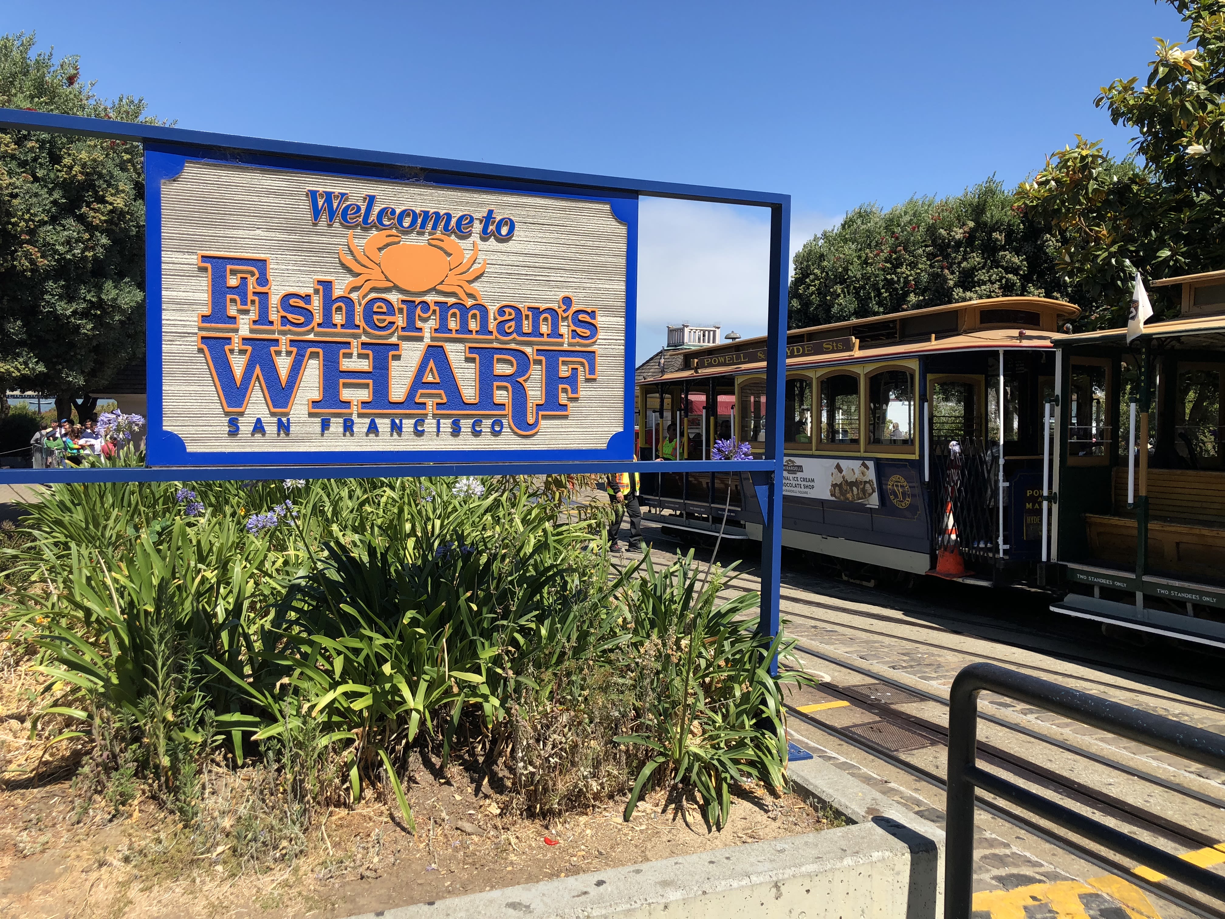 https://res.cloudinary.com/https-www-isango-com/image/upload/f_auto/v1757421788/north%20america/u.s.a./san%20francisco/north_america_usa_san_francisco_fisherman_wharf_006.jpg