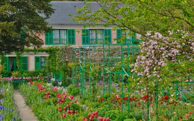 Garden Of Claude Monet And American Art Museum In Giverny Tour