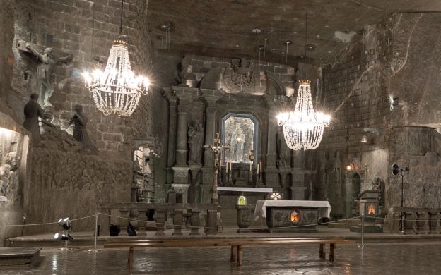 Auschwitz Birkenau Museum And Wieliczka Salt Mine Tour From Krakow