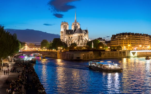 Dinner At Eiffel Tower And Romantic Seine Cruise