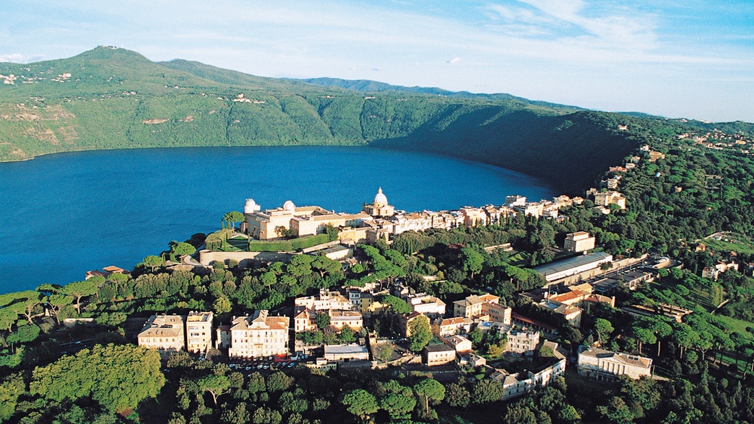 Castel Gandolfo Kayak Adventure – Private Tour from Rome