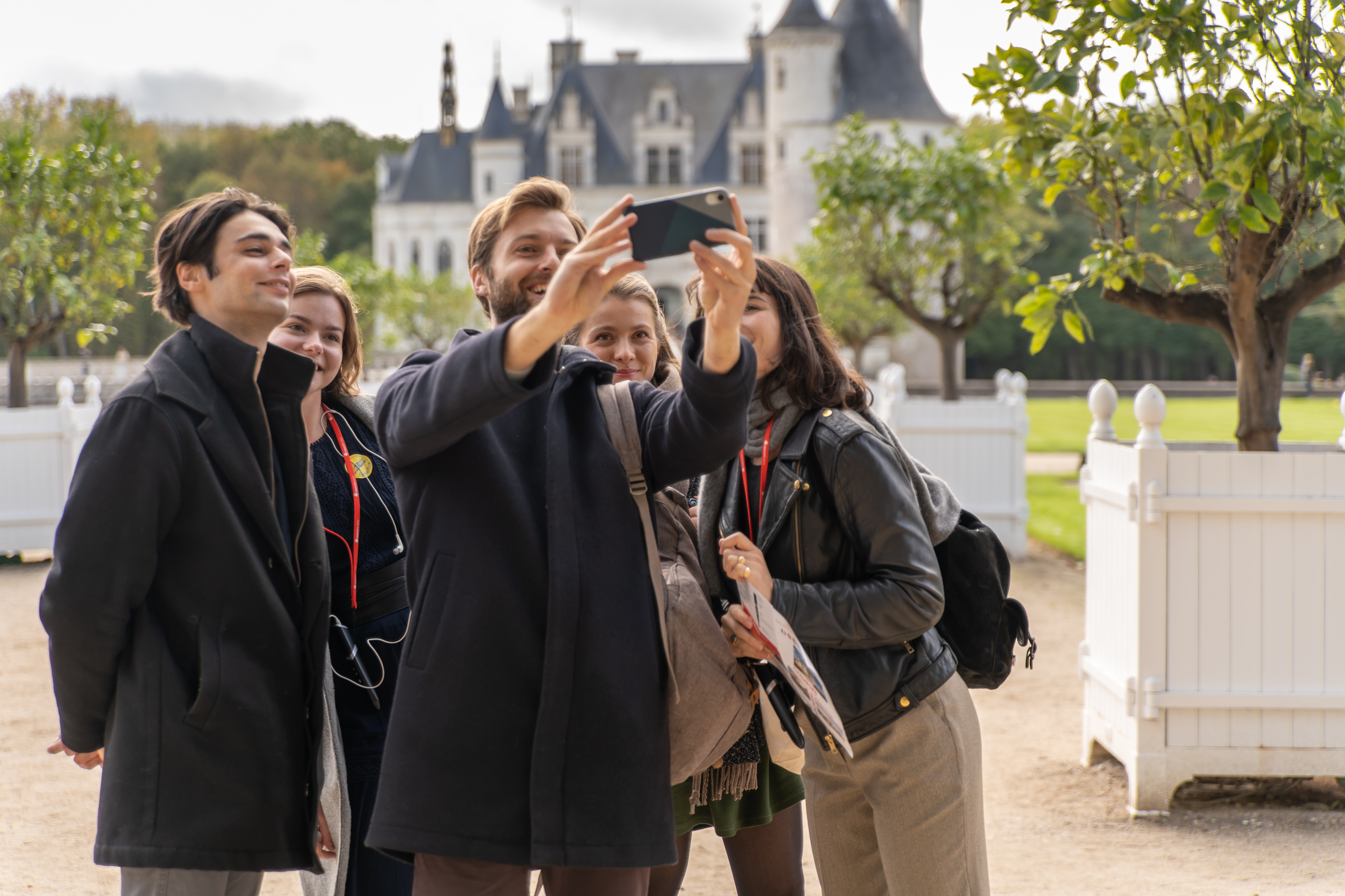 All Day Loire Valley Castles Tour with Audio Guide, from Paris